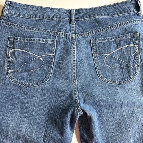 Chico's Women's Platinum size 1.5 (US-10)  Mid-rise Cropped Blue Jeans - Picture 5 of 15